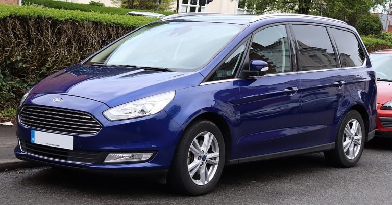 Ford-Galaxy-2015-2016