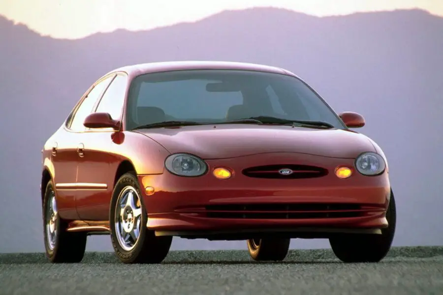 Ford Taurus (1995-1999) – boîte à fusibles