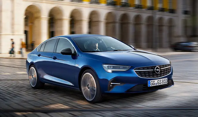 Opel Insignia B (2018-2019) – Boîte à fusibles