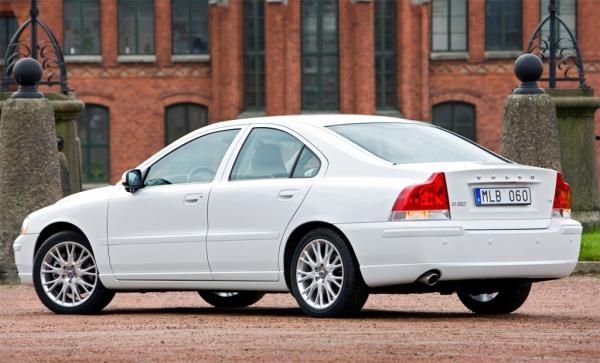 Volvo S60 (2009) – boîte à fusibles