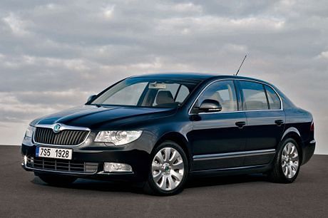 Skoda Superb (2008-2009) – boîte à fusibles