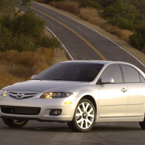 Mazda 6 (2006-2008) – Boîte à fusibles
