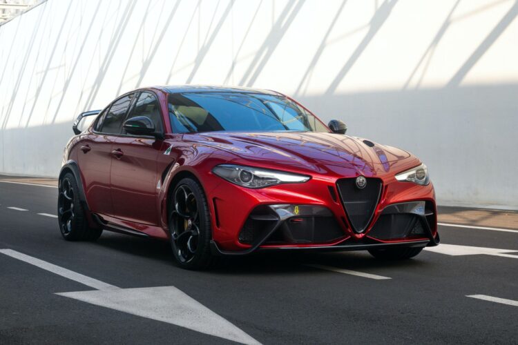 Alfa Romeo Giulia (2016-2019…) – boîte à fusibles