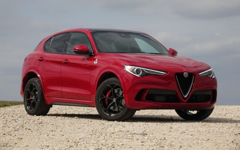 Alfa Romeo Stelvio (2017-2019…) – boîte à fusibles
