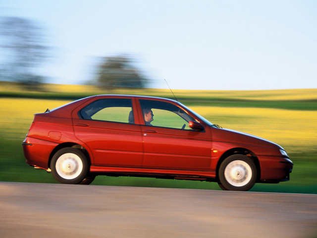 Alfa Romeo 146 (1994-2000) – boîte à fusibles