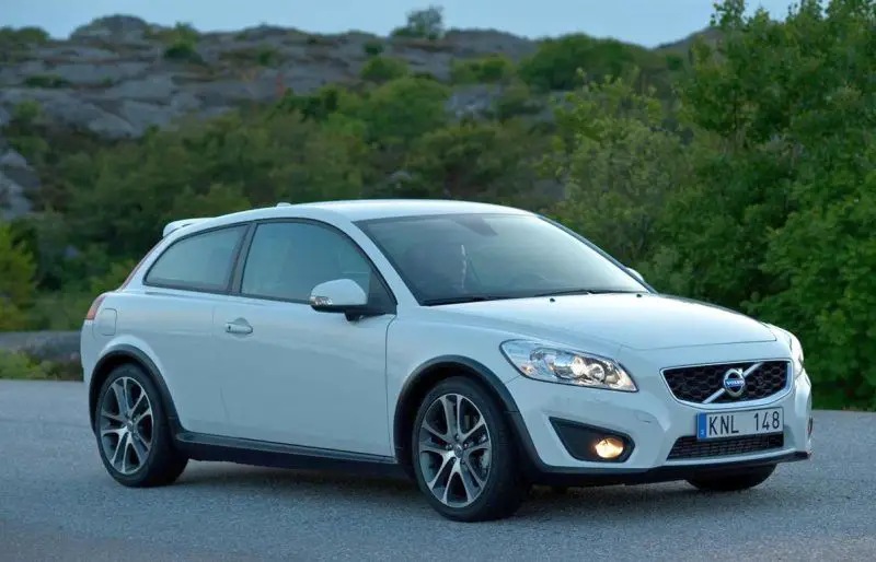 Volvo C30 (2010-2013) – boîte à fusibles