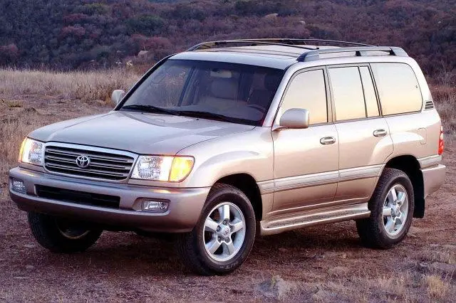 Toyota Land Cruiser 100 (1998-2007) – boîte à fusibles