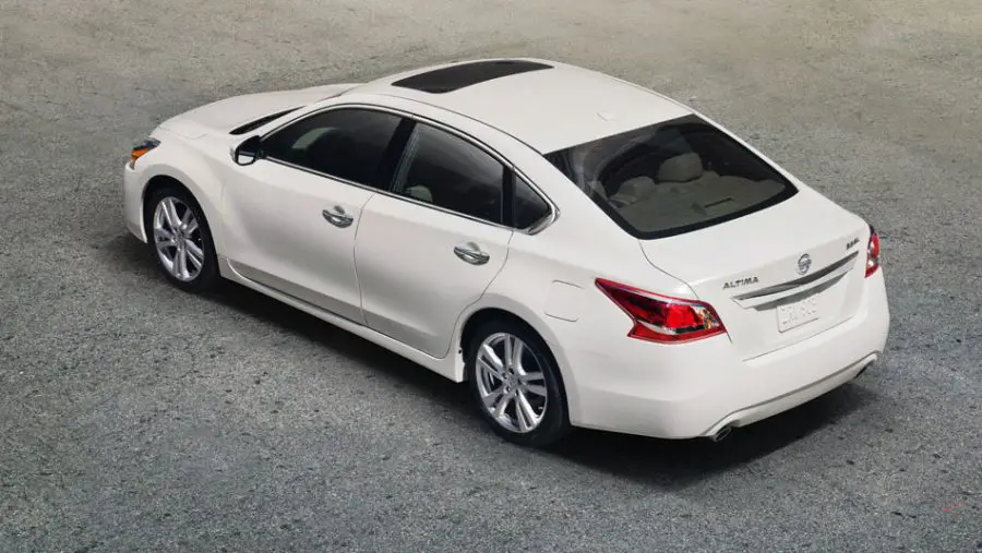 Nissan Altima (2013-2018) – Boîte à fusibles