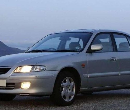 Mazda 626 (2000-2001) – boîte à fusibles