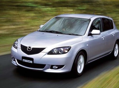 Mazda 3 (2004-2005) – Boîte à fusibles