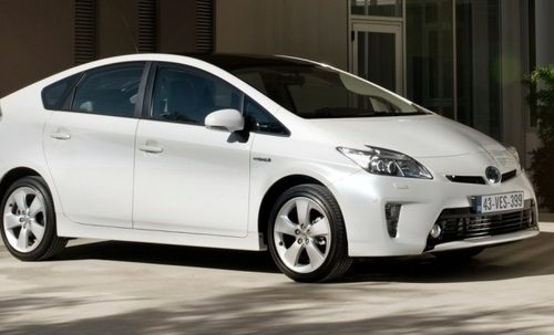 Toyota Prius Plug-in Hybrid (2011-2015) – boîte à fusibles