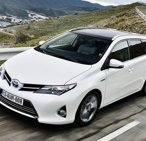 Toyota Auris Hybrid Touring Sports (2013-2016) – boîte à fusibles