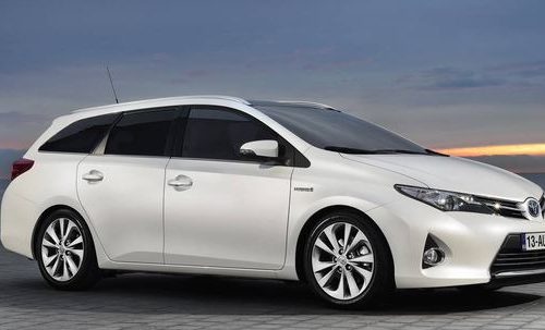 Toyota Auris II Hybrid (2013-2016) – boîte à fusibles