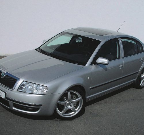 Skoda Superb (2001-2004) – Boîte à fusibles