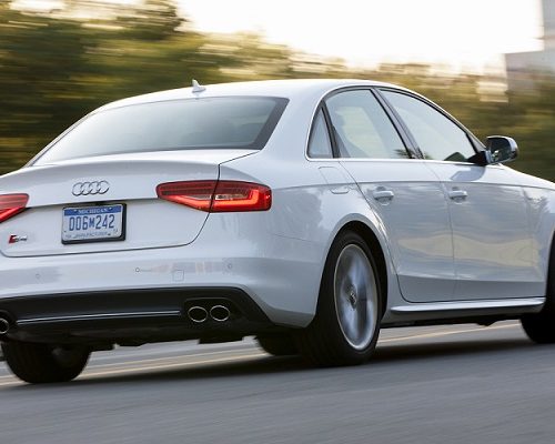 Audi S4 8V (2013) – boîte à fusibles