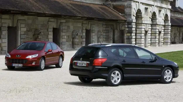 Peugeot 407 (2007-2011) – Boîte à fusibles