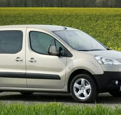Peugeot Partner II (2017-2019) – Boîte à fusibles