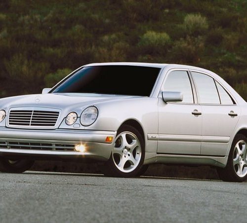 Mercedes-Benz Classe E W210 (1995-2002) – Boîte à fusibles