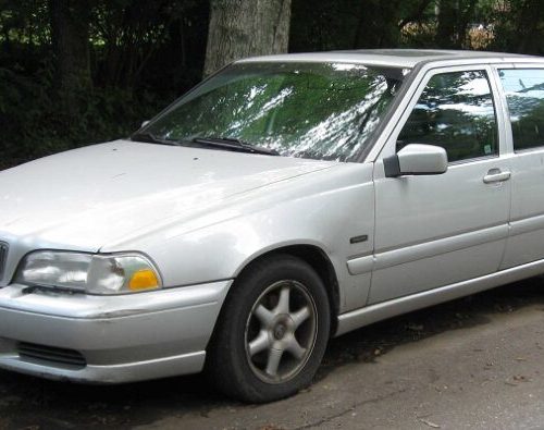 Volvo S70 (1998-1999) – boîte à fusibles