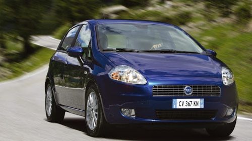 Fiat Grande Punto (2005-2012) – Boîte à fusibles