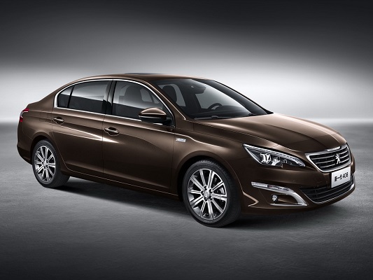 Peugeot 408 (2010-2018) – Boîte à fusibles