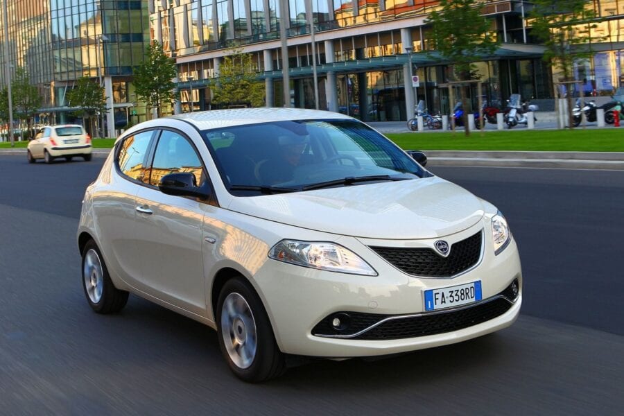 Lancia Ypsilon (2011-2016) – boîte à fusibles