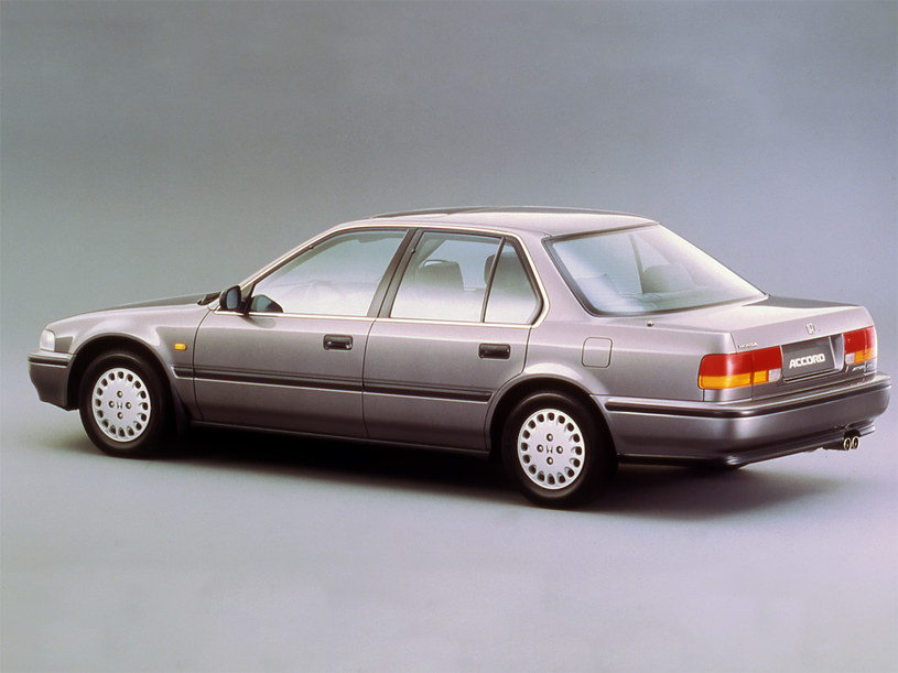 Honda Accord (1990-1993) – boîte à fusibles
