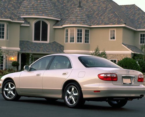 Mazda Millenia (1995-2002) – Boîte à fusibles