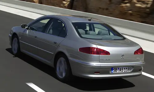 Peugeot 607 (2005) – Boîte à fusibles