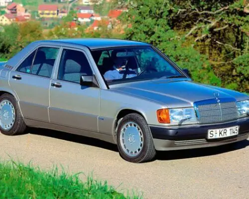 Mercedes-Benz 190 (1982-1993) – Boîte à fusibles