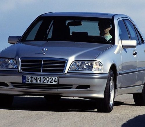 Mercedes-Benz Classe C w202 moteur C280 (1999) – boîte à fusibles