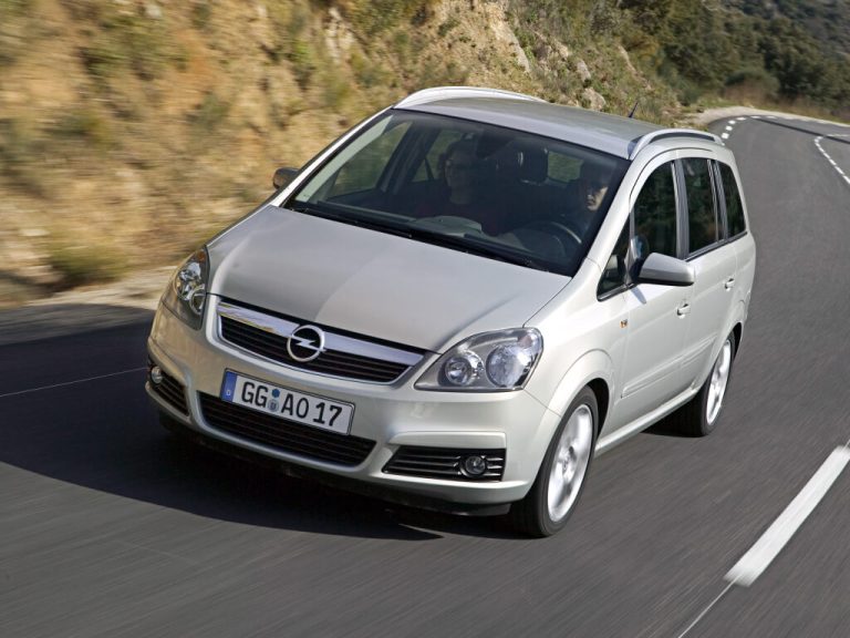 Família-Opel-Zafira-B-2006-2014