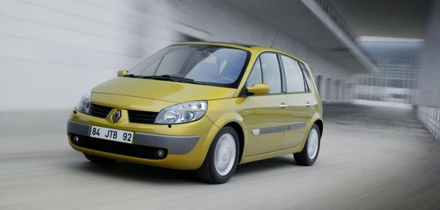 Renault Grand Scenic (2004-2009) – boîte à fusibles