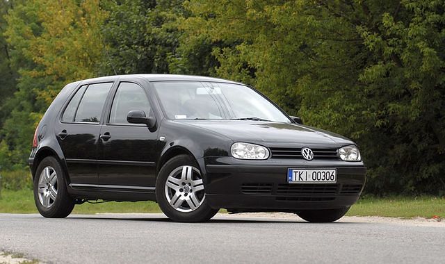 Volkswagen Golf 4 (1999-2006) - Boîte à fusibles - Schéma fusible