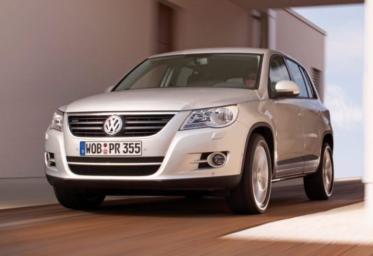 Volkswagen-Tiguan-2006-2017