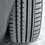 La bande de roulement d'un pneu: explication détaillée